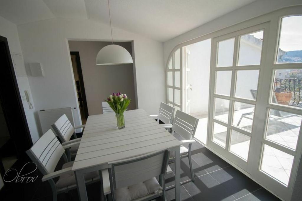Apartments Terra Petrosa Трогир Екстериор снимка
